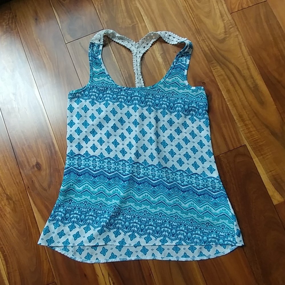Maurices Tank